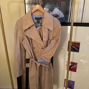 Banana Republic Classic 100% Cotton Tan Trench Coat, size Large